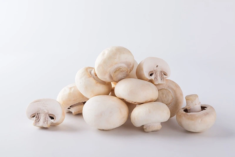 fresh white button mushrooms fresh white button mushrooms